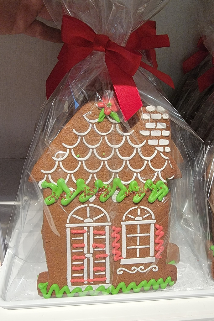 7" 2D Gingerbread House Decorated